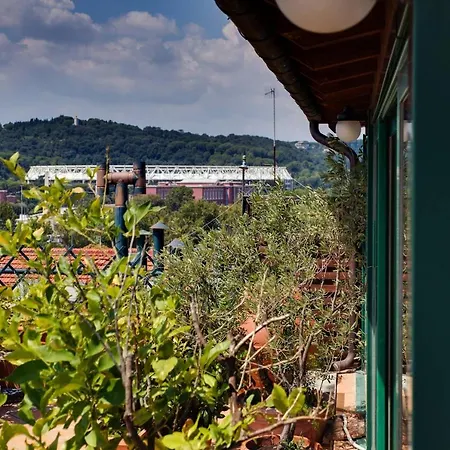 Mancini Cozy Penthouse