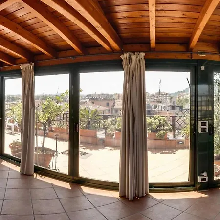 Mancini Cozy Penthouse Rom