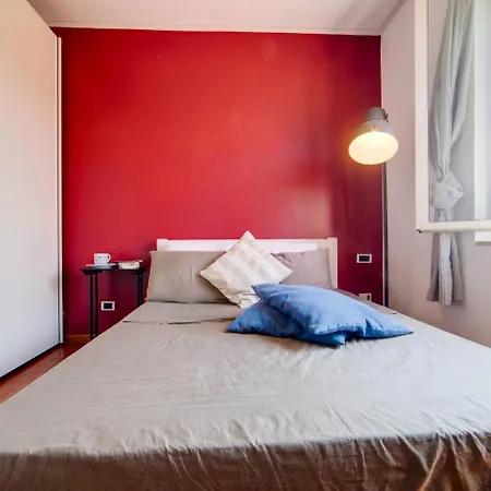 Mancini Cozy Penthouse Apartment